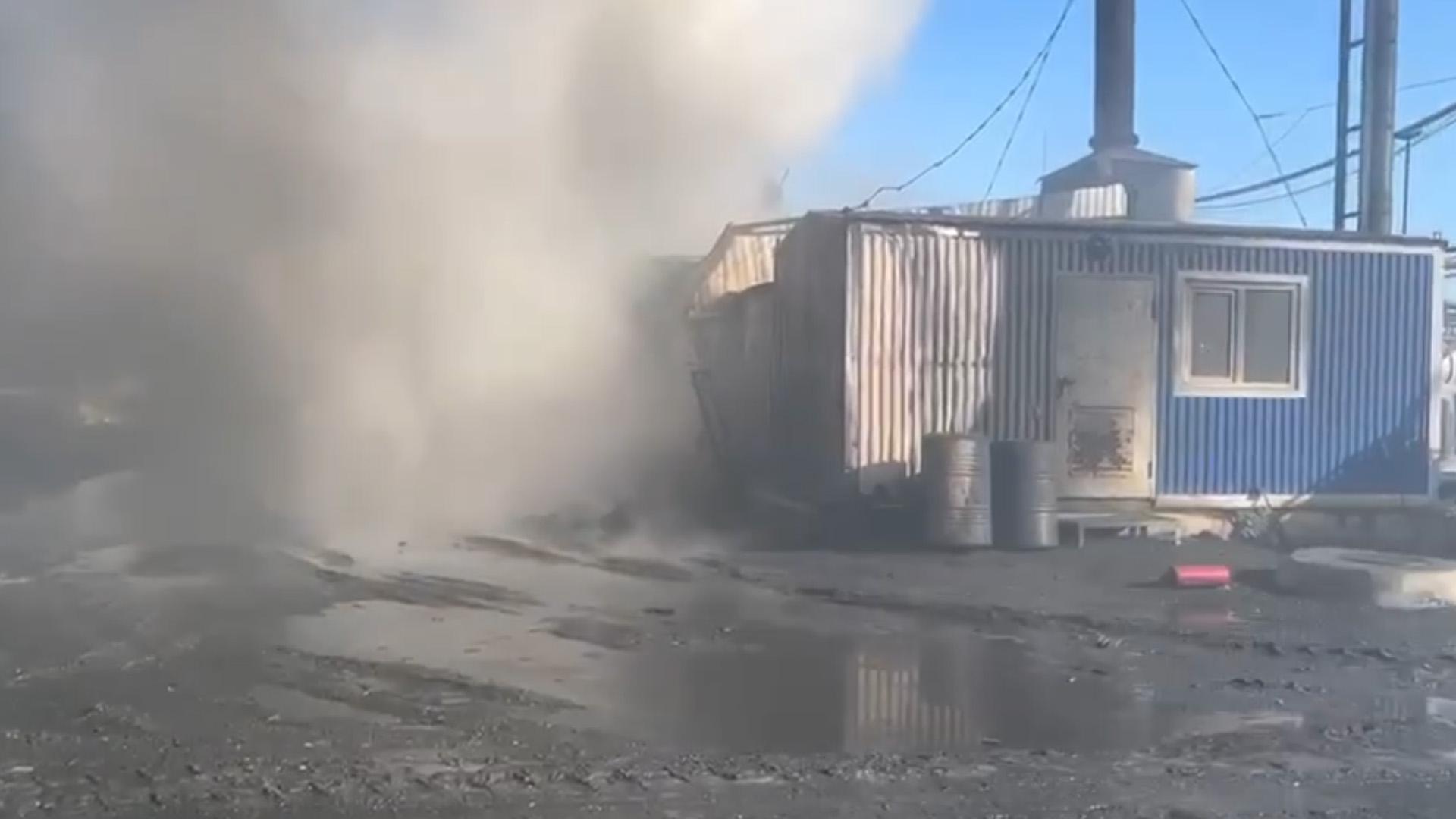 В Ростовской области загорелся завод по переработке нефтепродуктов