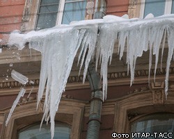 Мэрия Москвы назвала падение сосулек бытовыми фантазиями