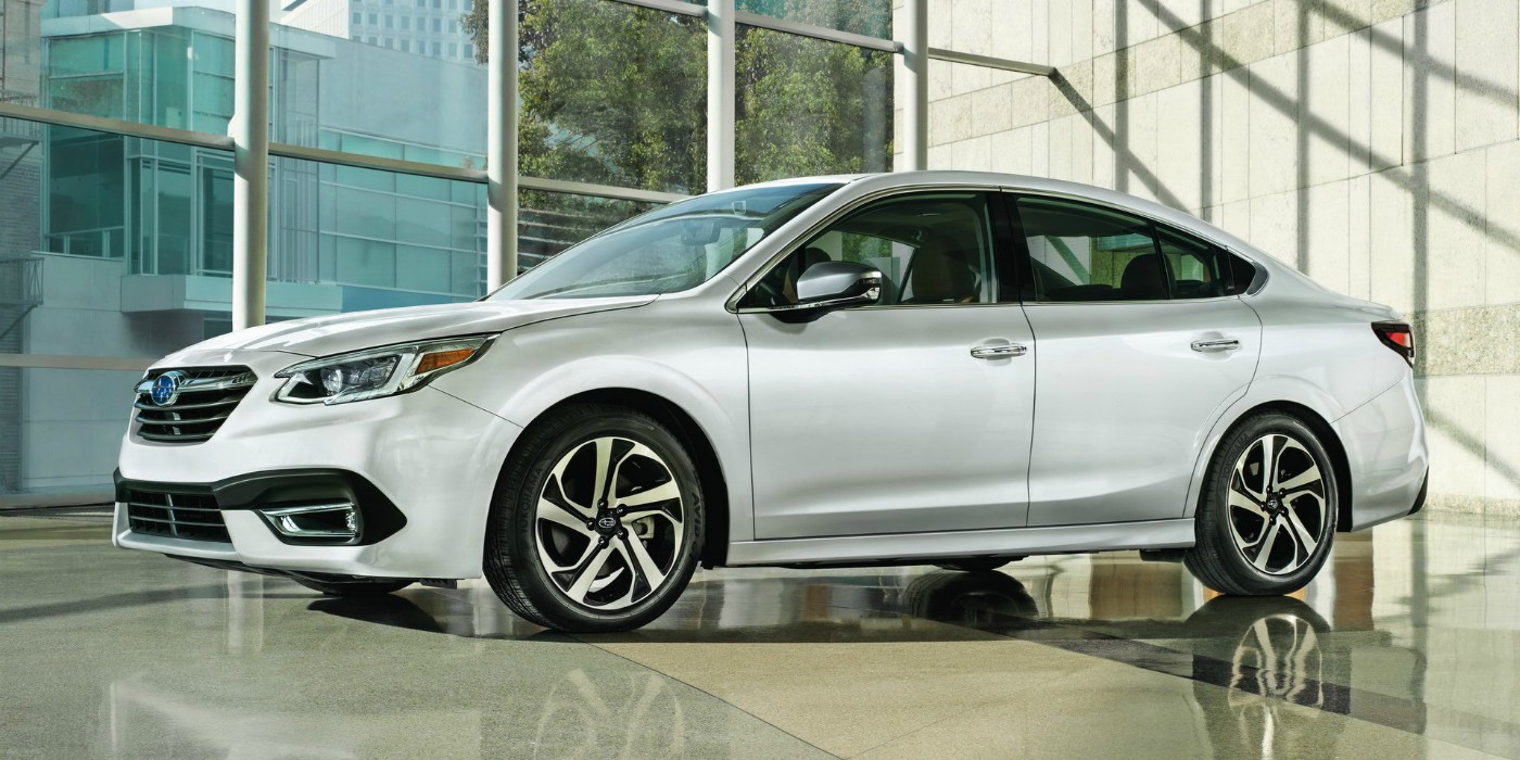 Subaru показала седан Legacy нового поколения