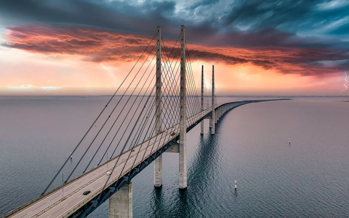 Потрясающая коллекция фото самых удивительных мостов Мира, с которых открывается захватывающий вид