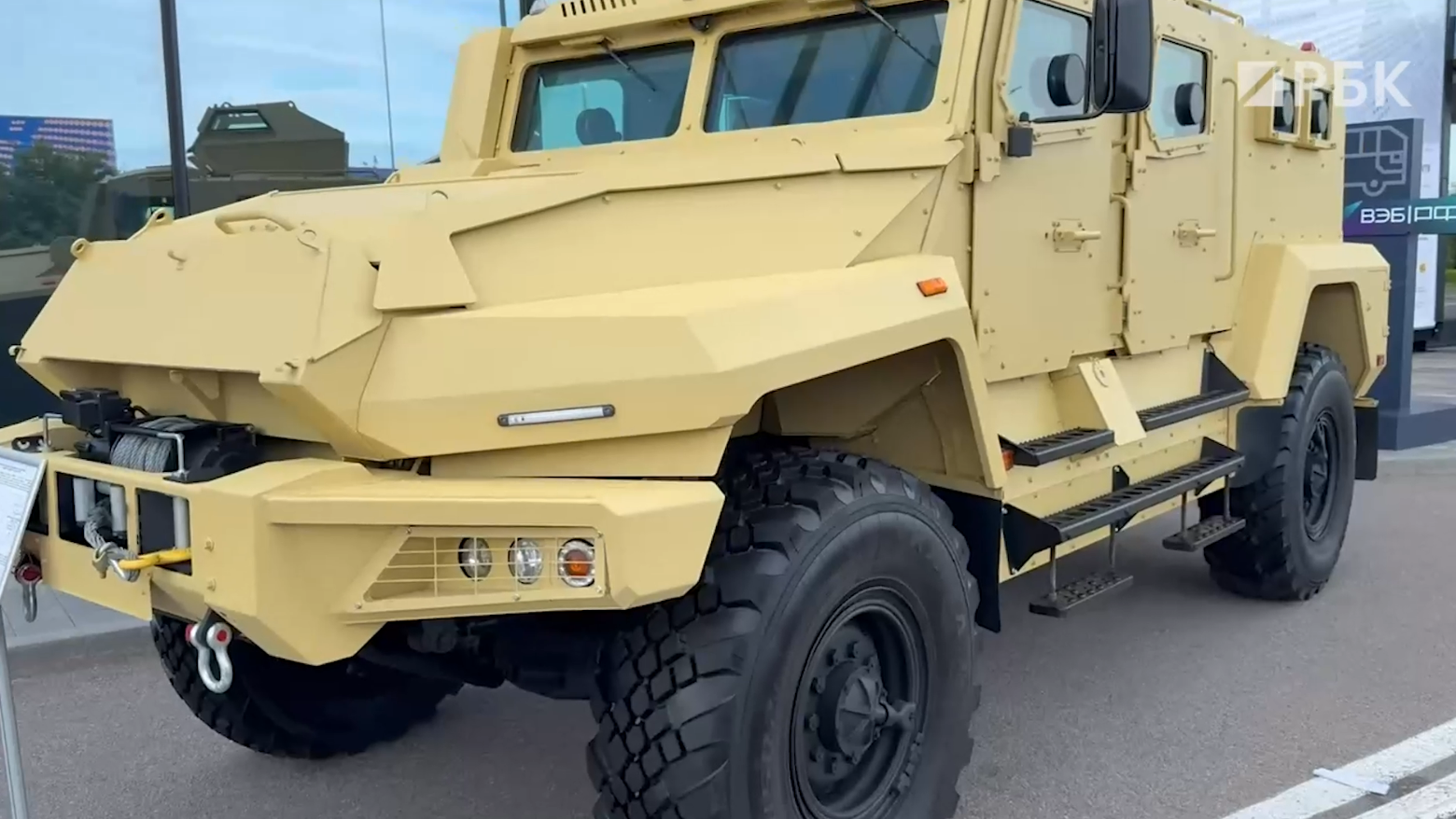 Какую военную технику показали на ПМЭФ. Фоторепортаж