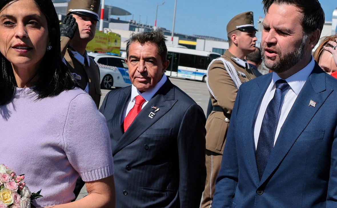 Jonathan Ernst / Reuters