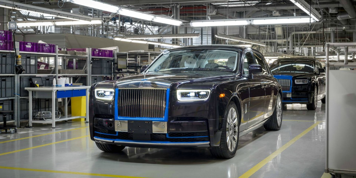 Первый экземпляр нового Rolls-Royce Phantom продадут на аукционе