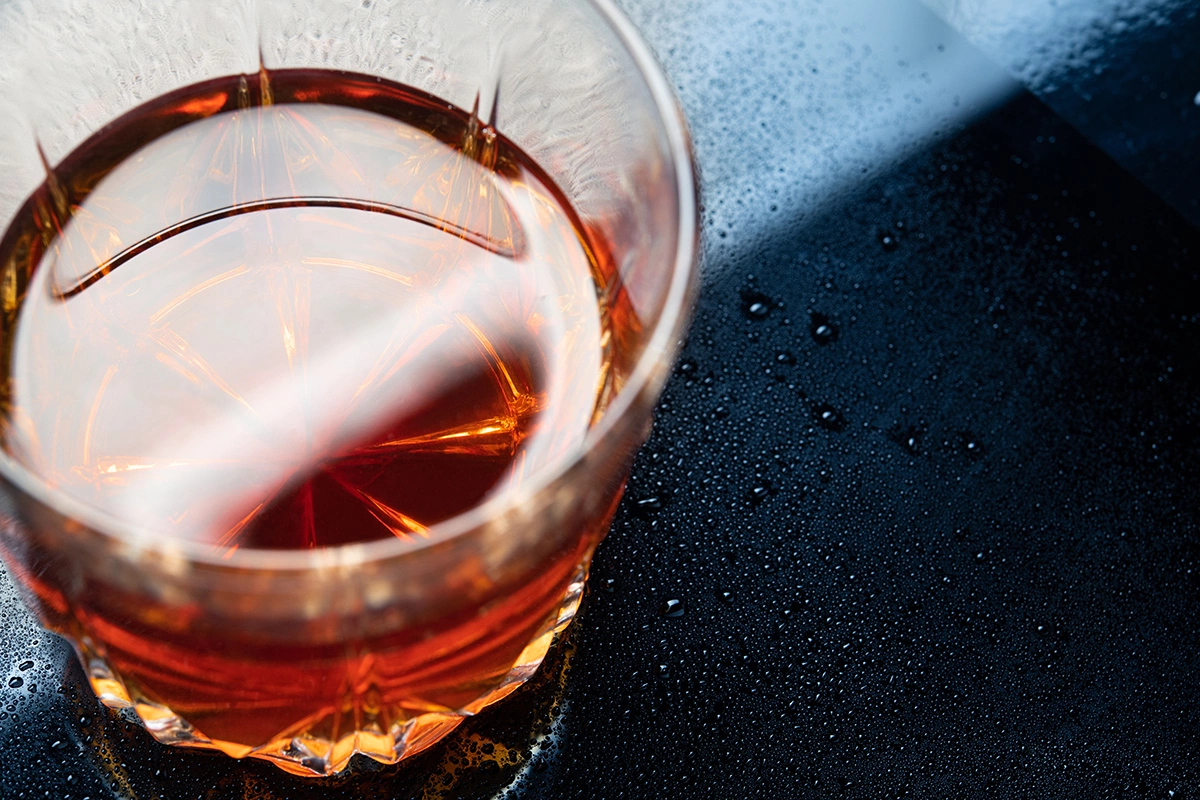 Выбор между коньяком и бренди зависит от ваших предпочтений, бюджета и ситуации