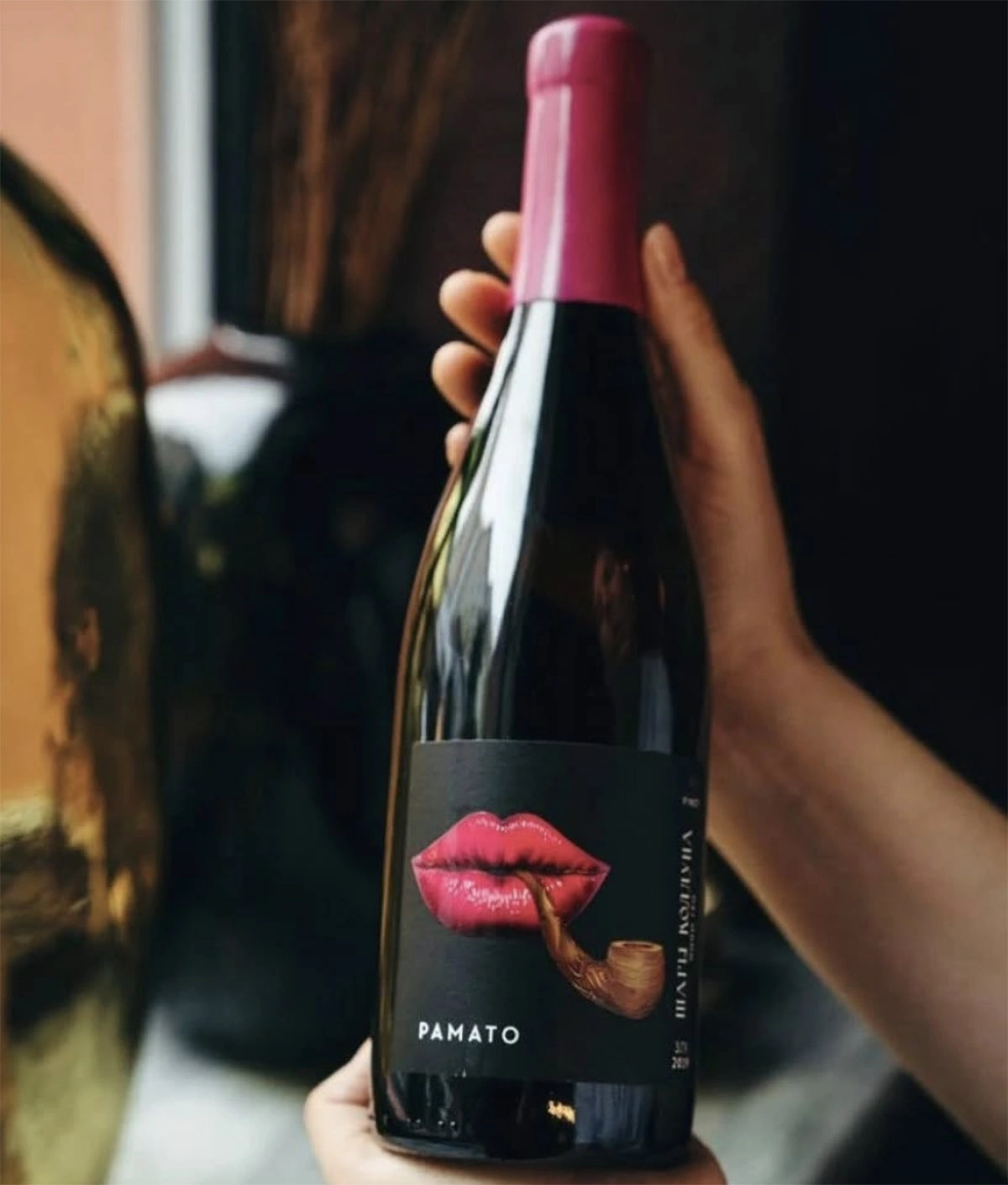 Этикетки с легендой: 10 историй о создании этикеток российского вина