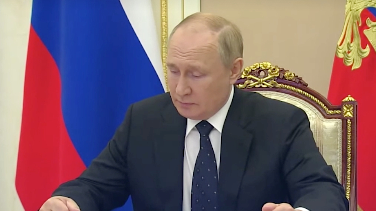 Путин на совещании с Совбезом призвал достойно провести выборы в сентябре