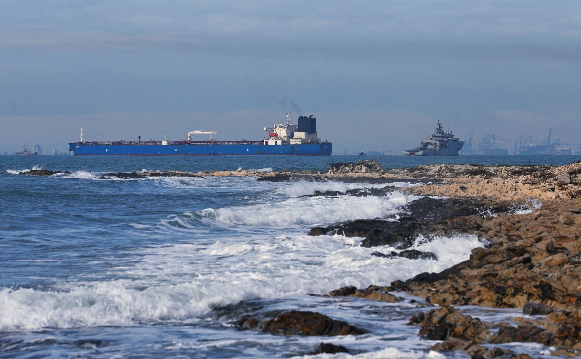 Manon Cruz / Reuters