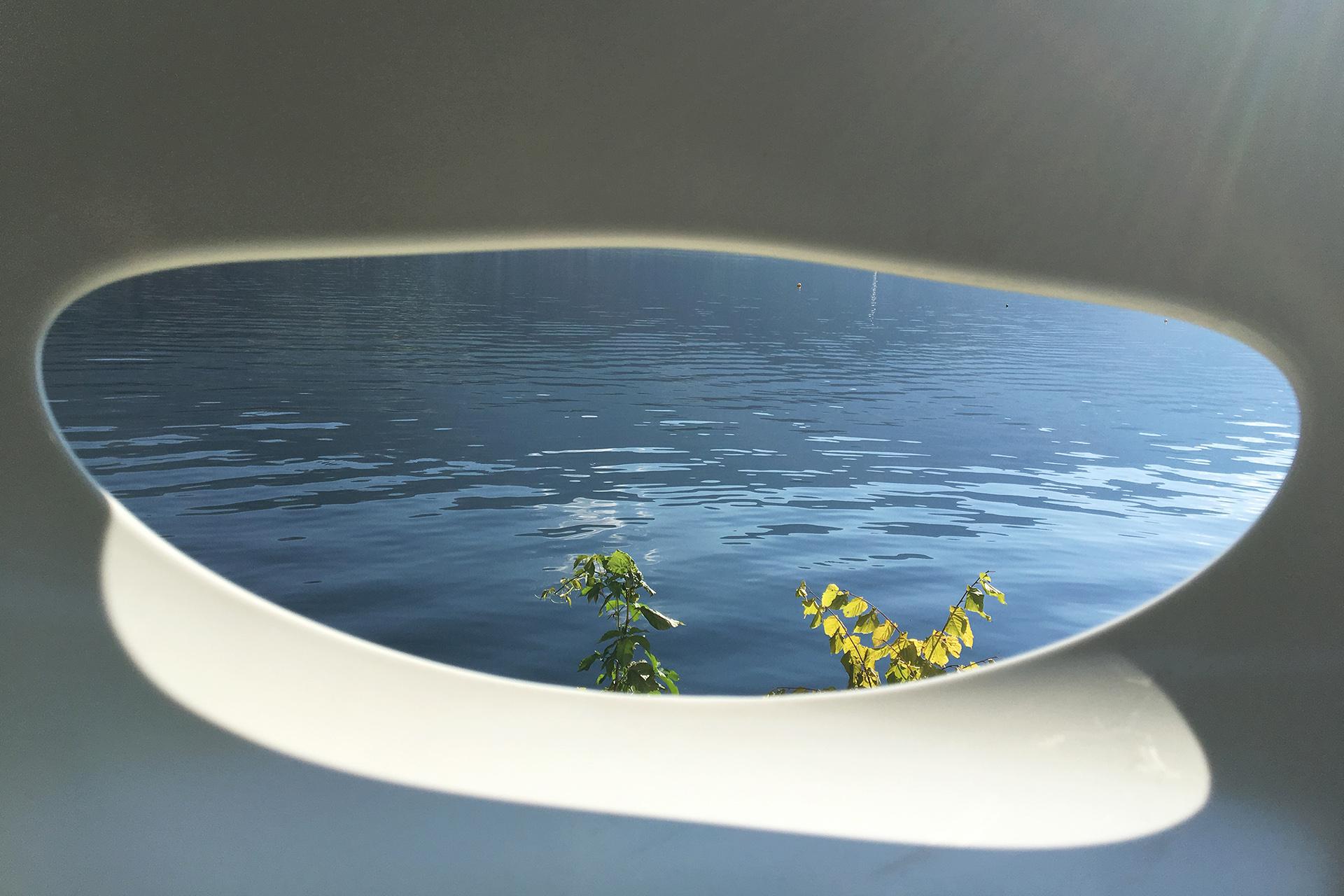 Ольга Чернышева. Blue ovals. Фотография. 2024