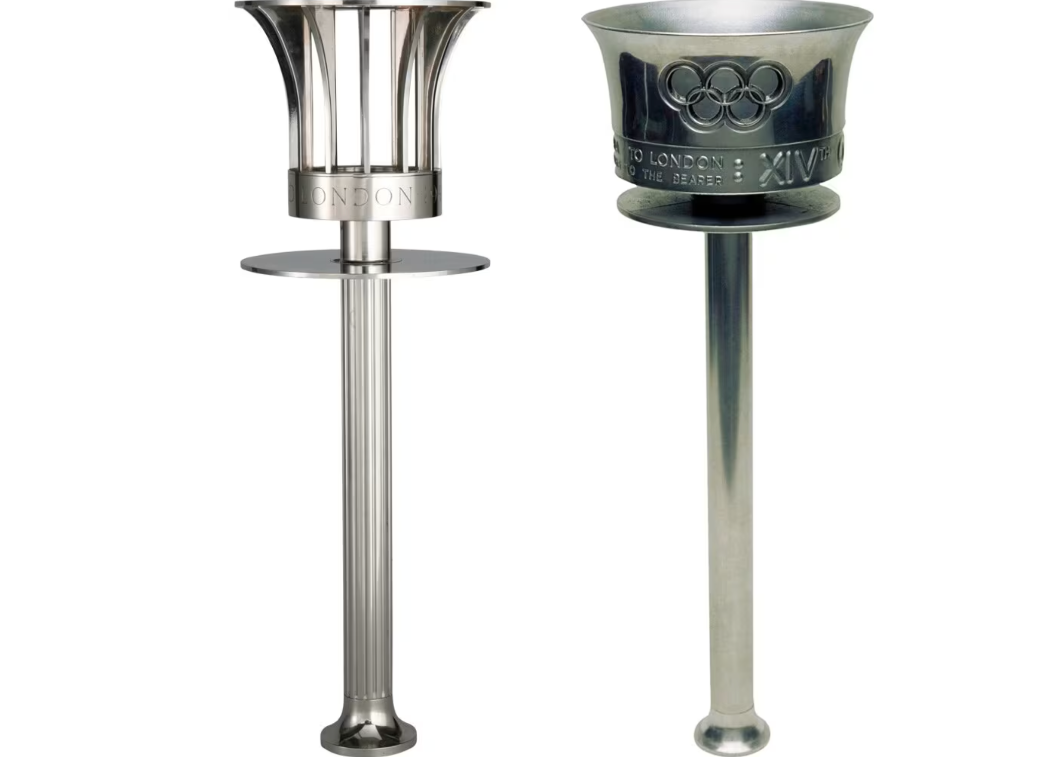 Факел для летних Игр в Лондоне в 1948 году. Факел слева использовали для зажжения огня на церемонии открытия Олимпиады на стадионе. Чтобы пламя горело ярче, использовали магний. Факел справа &mdash; для остальных этапов эстафеты