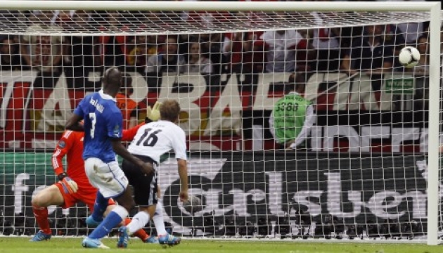Балотелли оставил Германию без финала Евро-2012