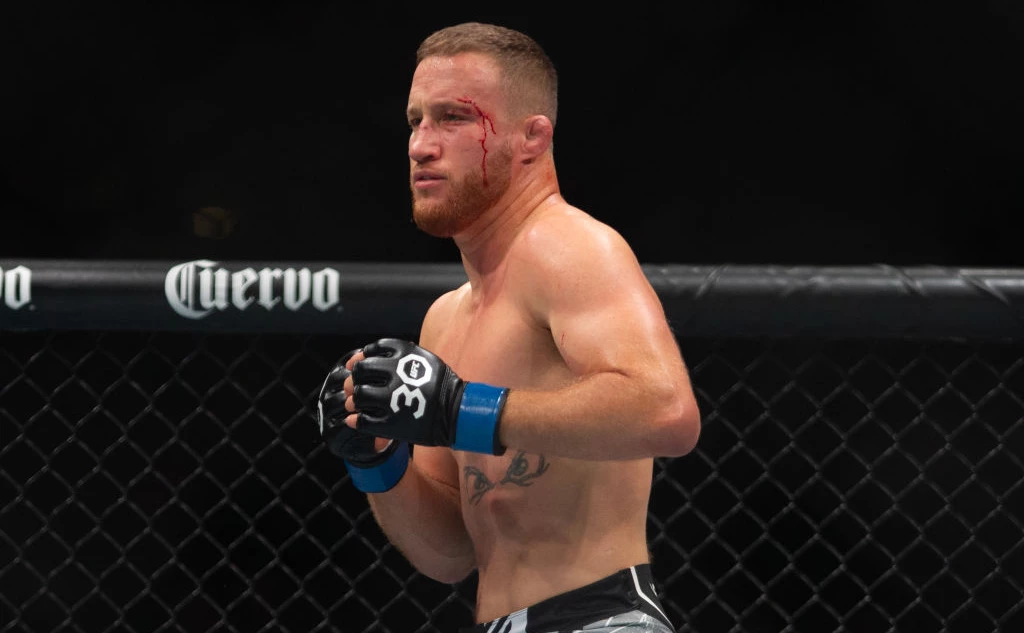 Chris Gardner / Getty Images