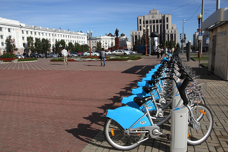 Выборы в Казгордуму: единороссы обещают велодорожки и "народный бюджет"