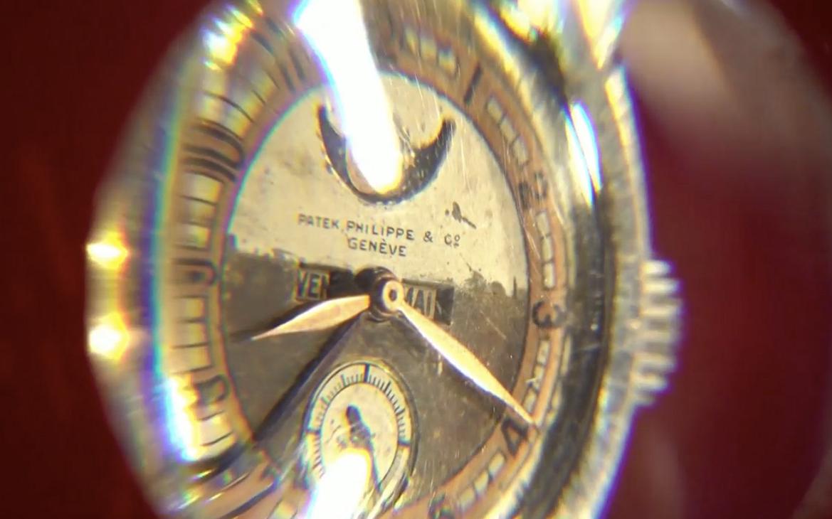 Часы последнего императора Китая проданы на аукционе. Видео