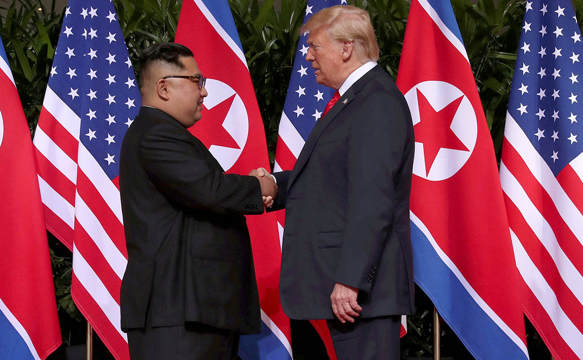 Ким Чен Ын и Дональд Трамп


