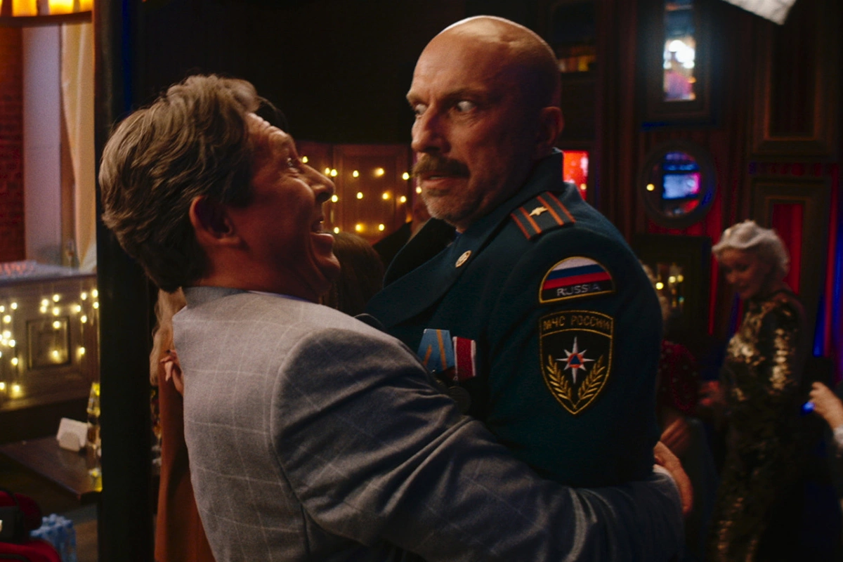 Кадр из фильма «Ёлки 12»