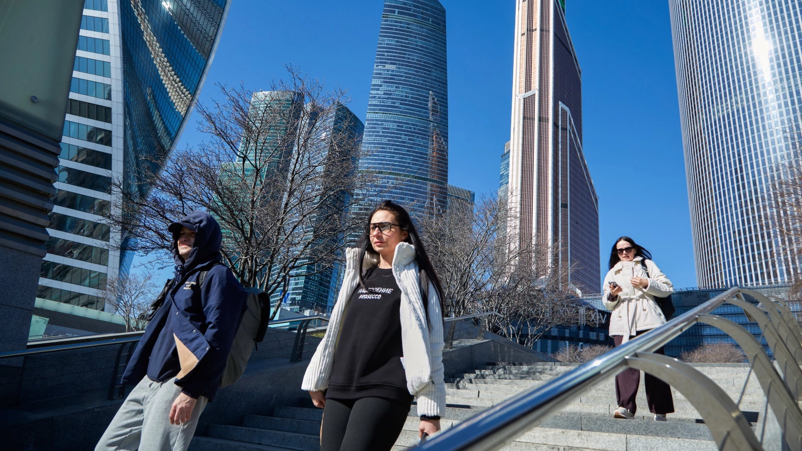 Сколько россиян решили начать «новую жизнь» с 1 января 2026 года. Опрос