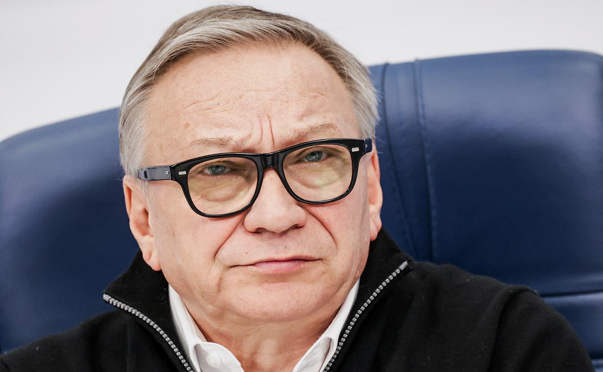 Угольников призвал разрешить ставить классику без согласия наследников