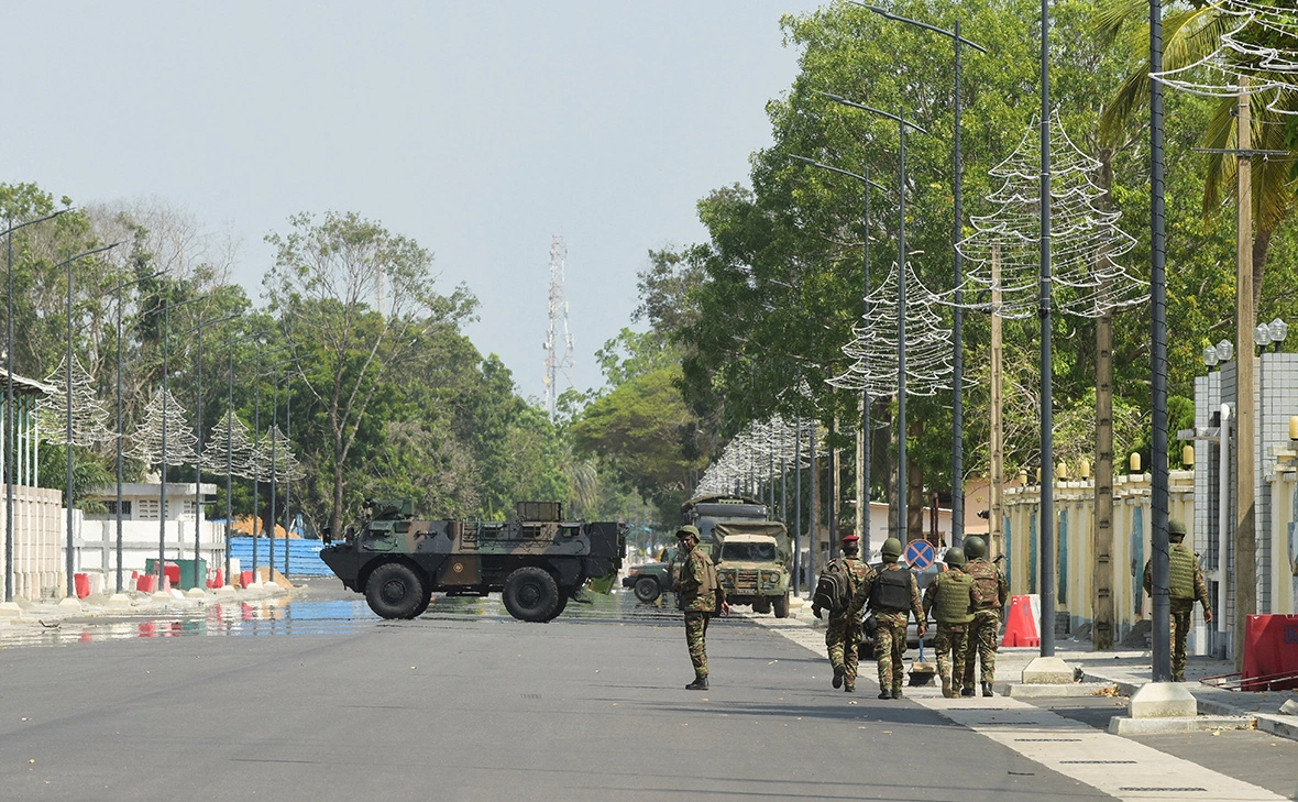 Charles Placide Tossou / Reuters