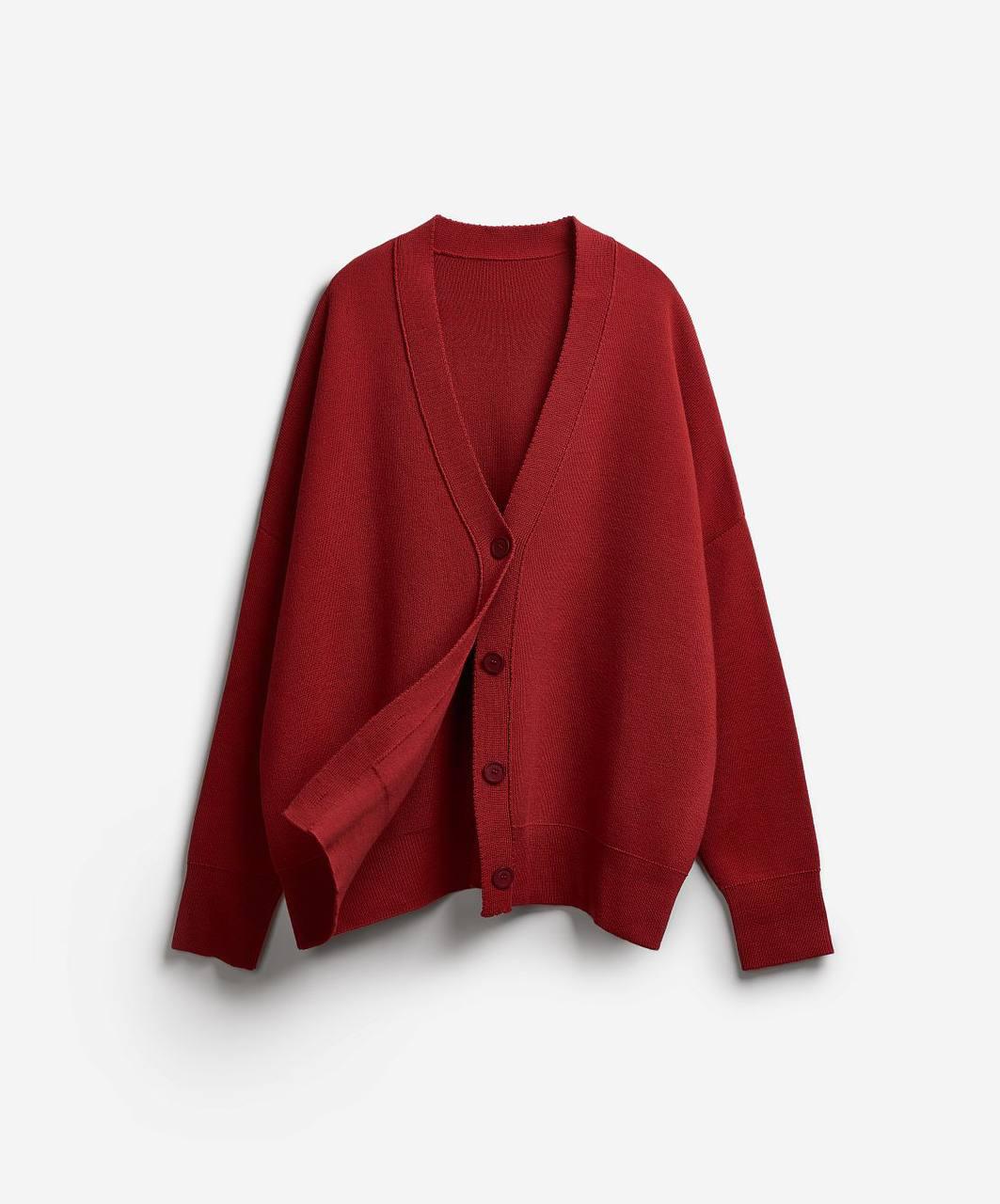 Кардиган Ushatava, 13 930 руб. (ushatava.ru)