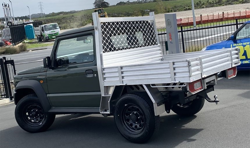 Suzuki Jimny превратили в грузовик