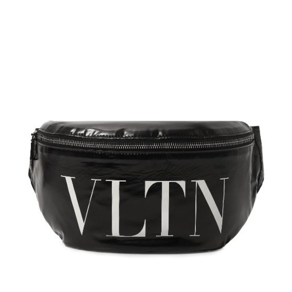 Поясная сумка VLTN, Valentino, 255&nbsp;500 руб. (ЦУМ)