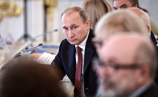 Президент России Владимир Путин на заседании Совета при президенте по развитию гражданского общества и правам человека в Кремле