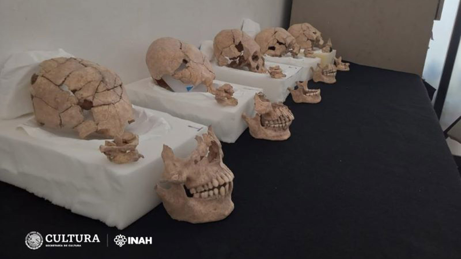 <p>Анализ подтвердил, что двое мужчин, чьи останки обнаружили в пирамиде майя, были обезглавлены</p>