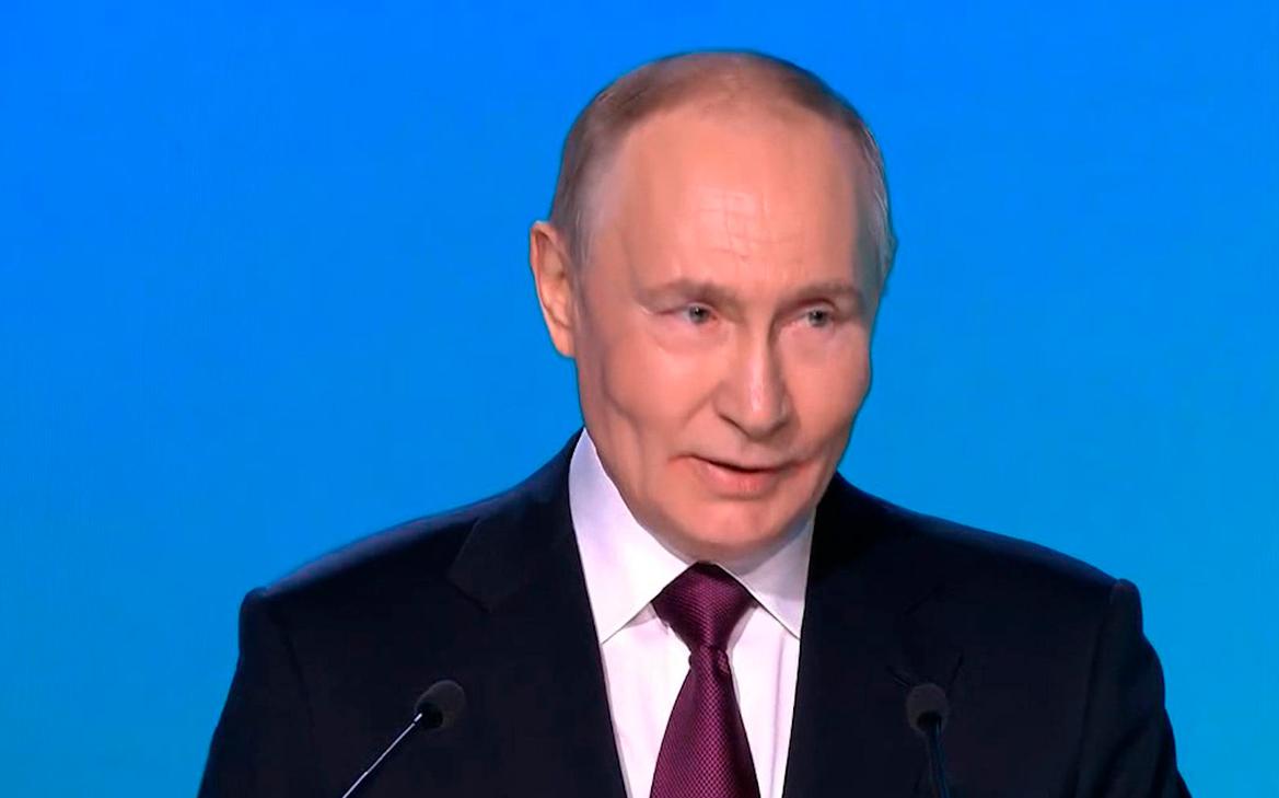 Путин поручил проработать создание штаба по руководству ИИ-отраслью
