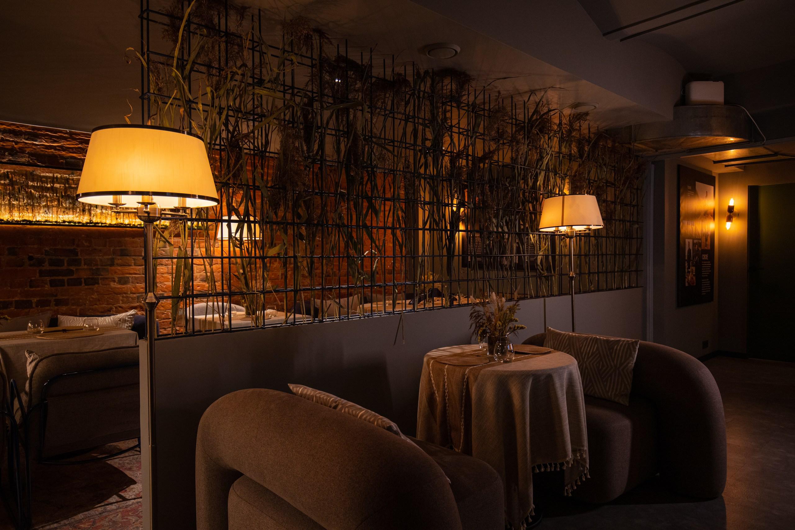 Интерьер ресторана &laquo;Свое&raquo;