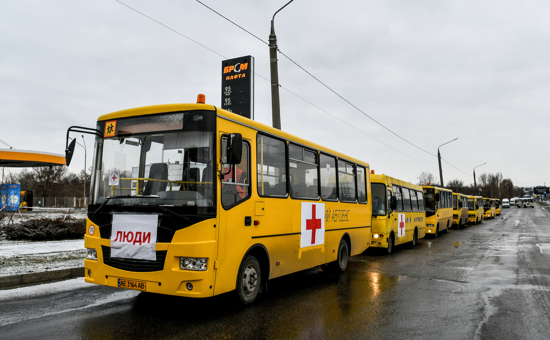Автобусы для эвакуации жителей Мариуполя в Запорожье