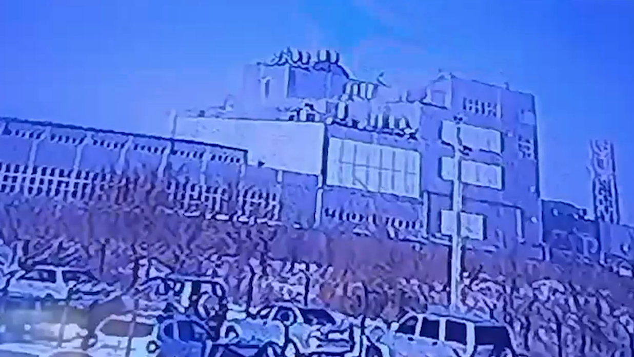 Момент взрыва на заводе в Ростовской области. Видео