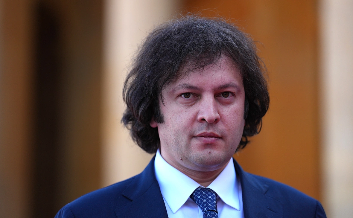 Carl Court / Getty Images