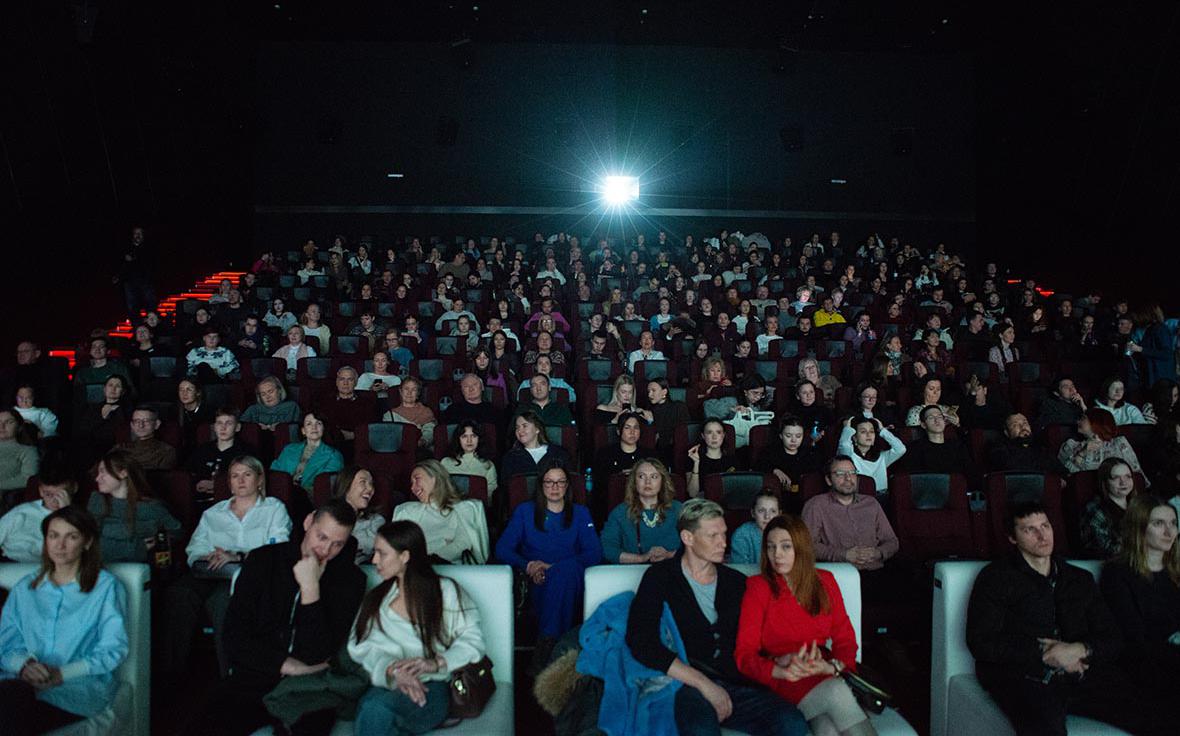 Новогодний каннибализм и летний голод: что ждет кинопрокат в 2026 году