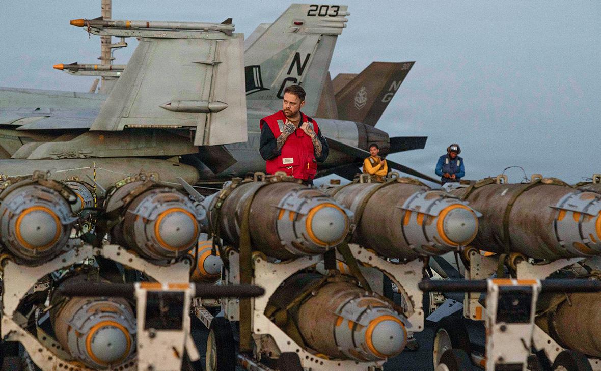 Второй день операции Израиля и США против Ирана. Фоторепортаж