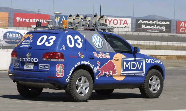 Кибер-мобиль Volkswagen Touareg выиграл гонку DARPA