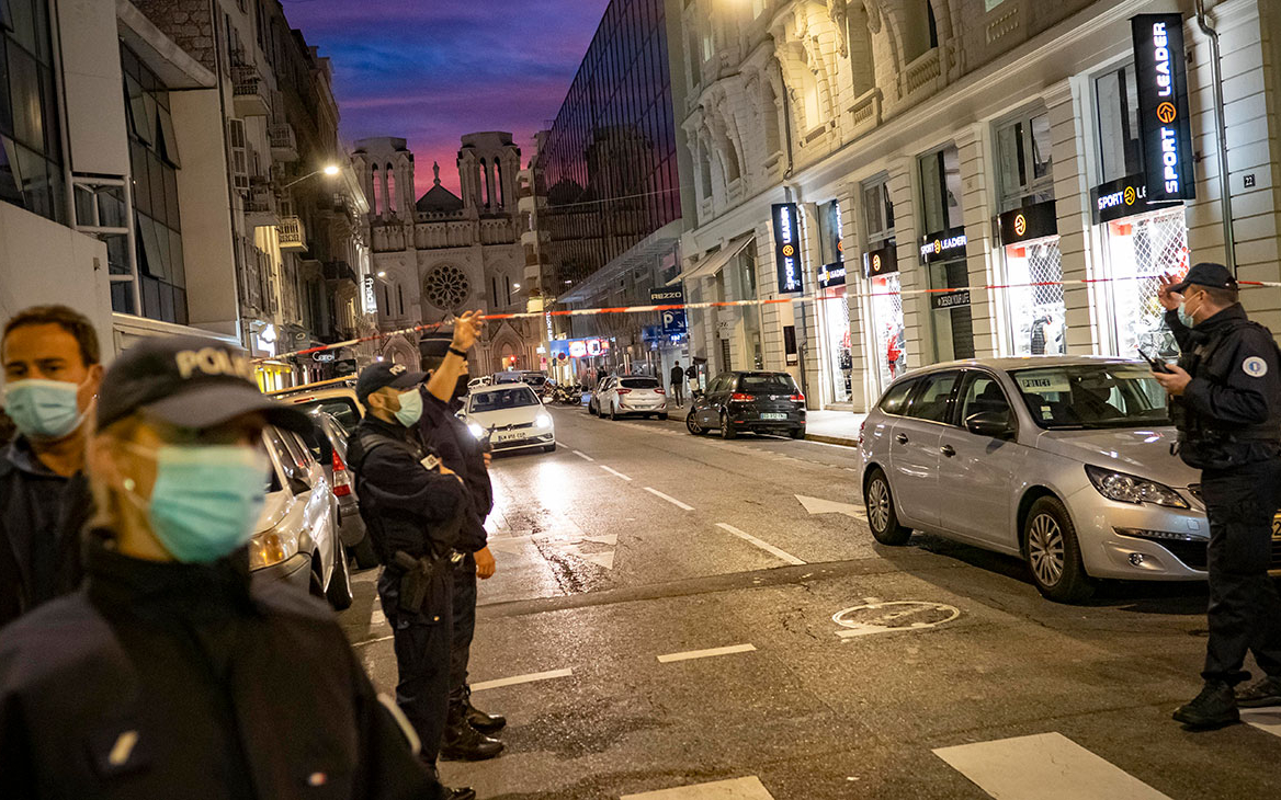 Во Франции сообщили детали о совершившем нападение в Ницце