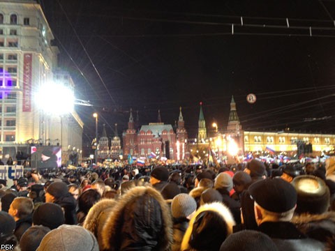 На Манежной площади собрались 110 тыс. сторонников В.Путина