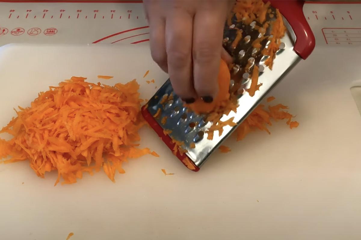 Подготовьте овощи для супа