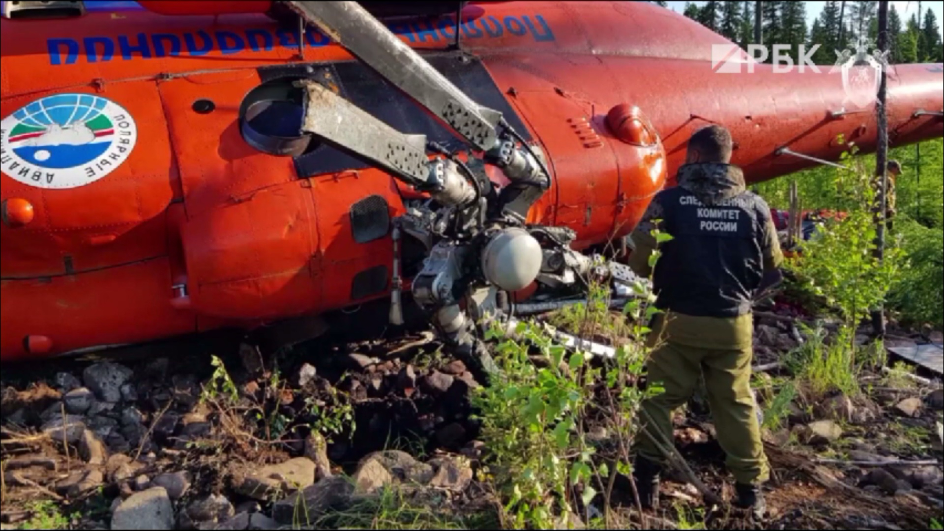 Восьмерых пострадавших госпитализировали после аварии с Ми-8 в Якутии