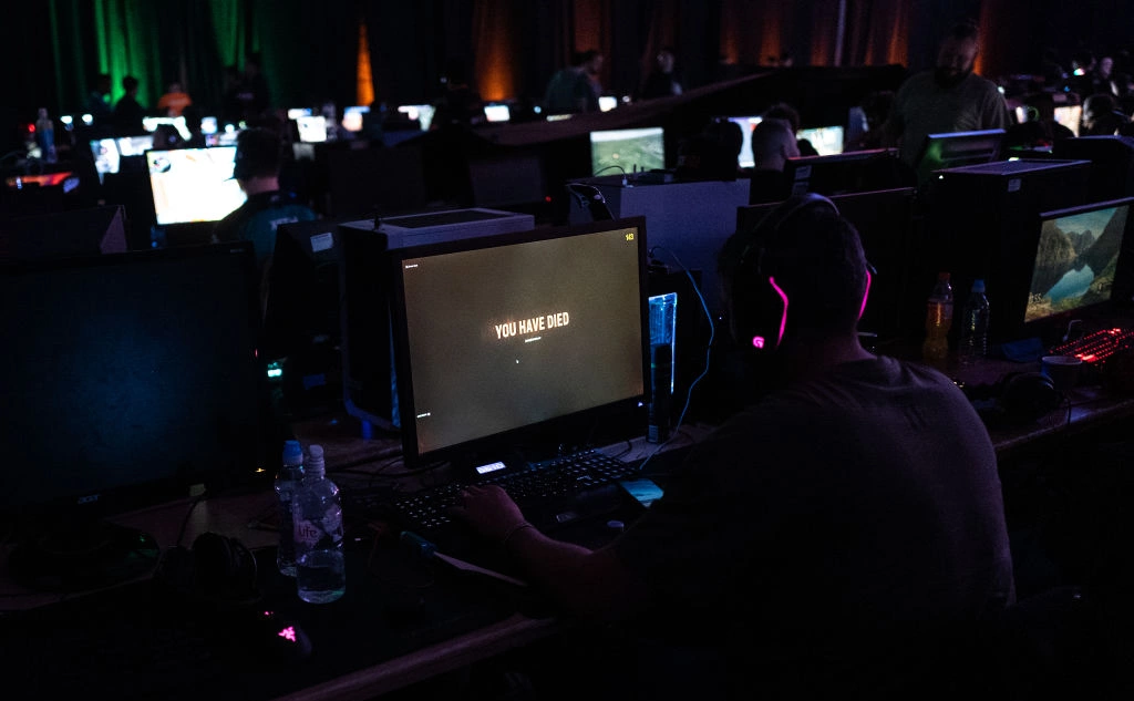 Leon Neal / Getty Images