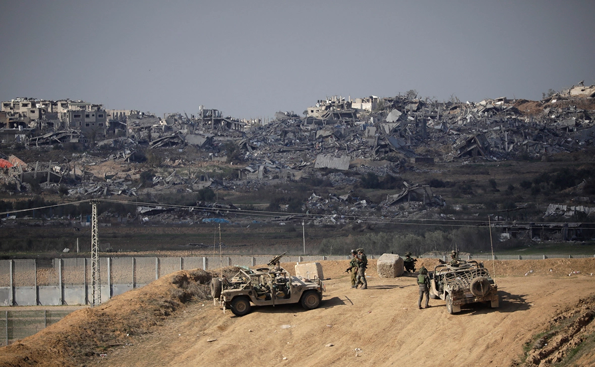 Amir Levy / Getty Images