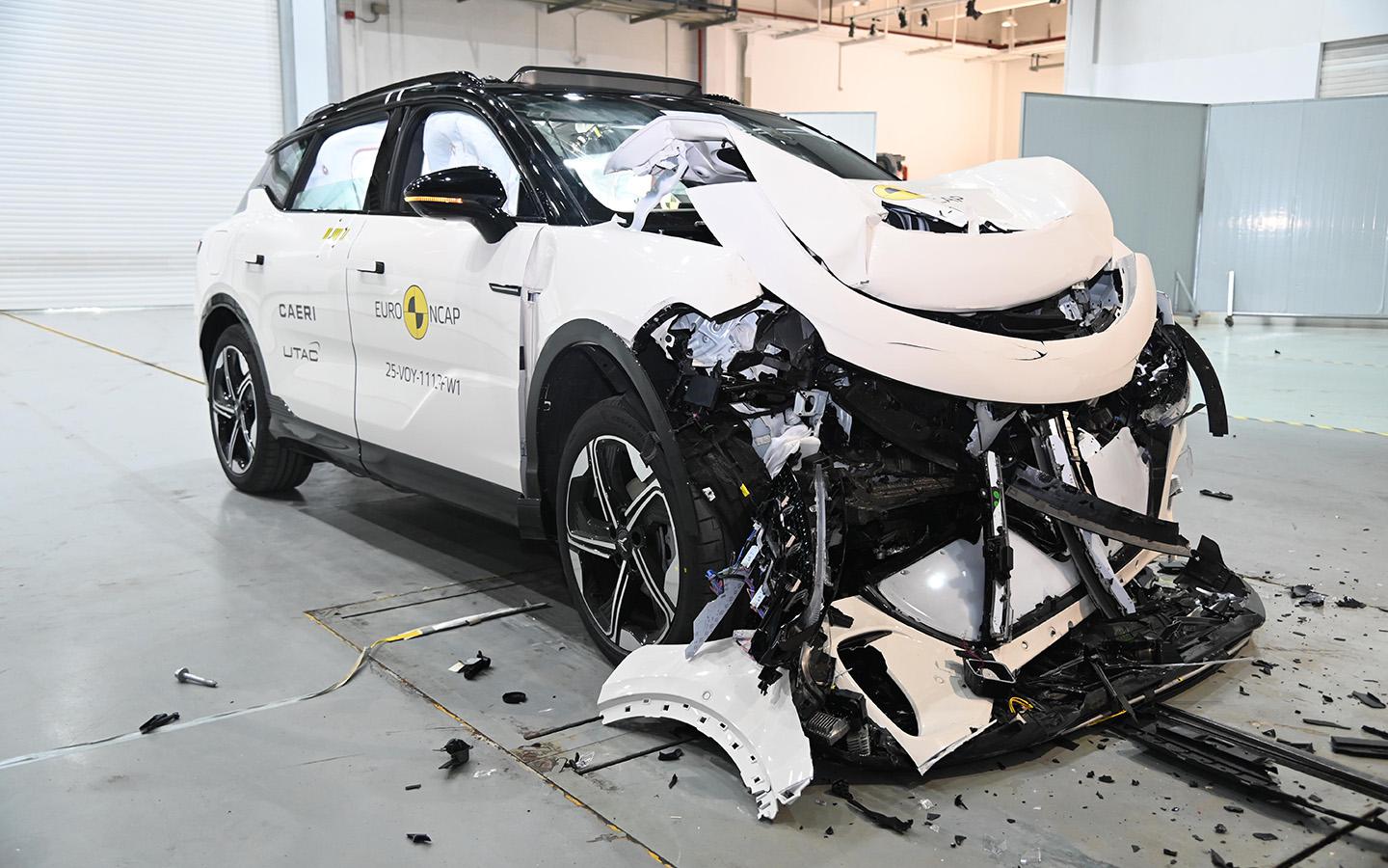 Новую Tesla Model 3 и еще две новинки разбили в краш-тестах. Результаты
