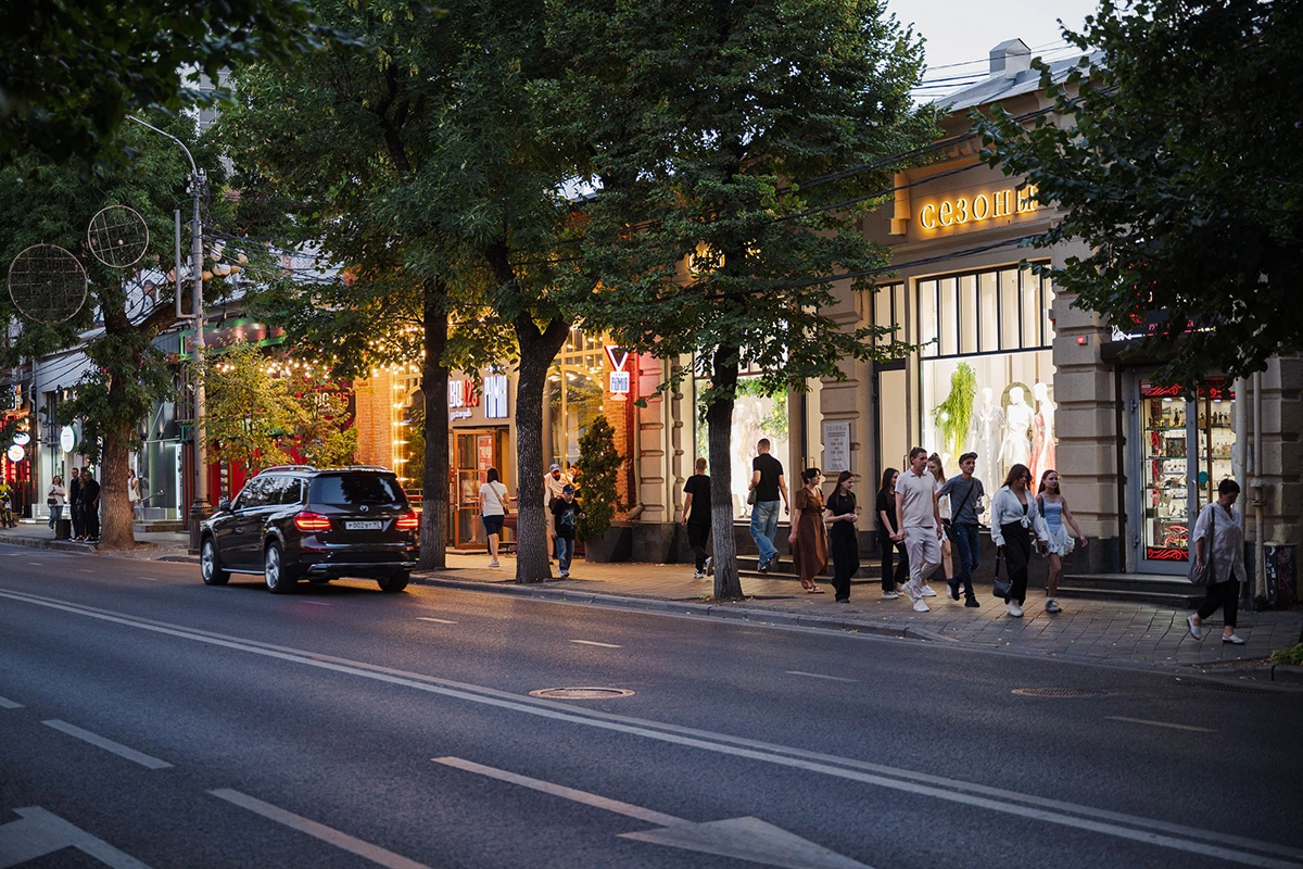 С 2020 года в городе начинают открывать рюмочные, в которых подают в основном авторские настойки, а также коктейльные бары