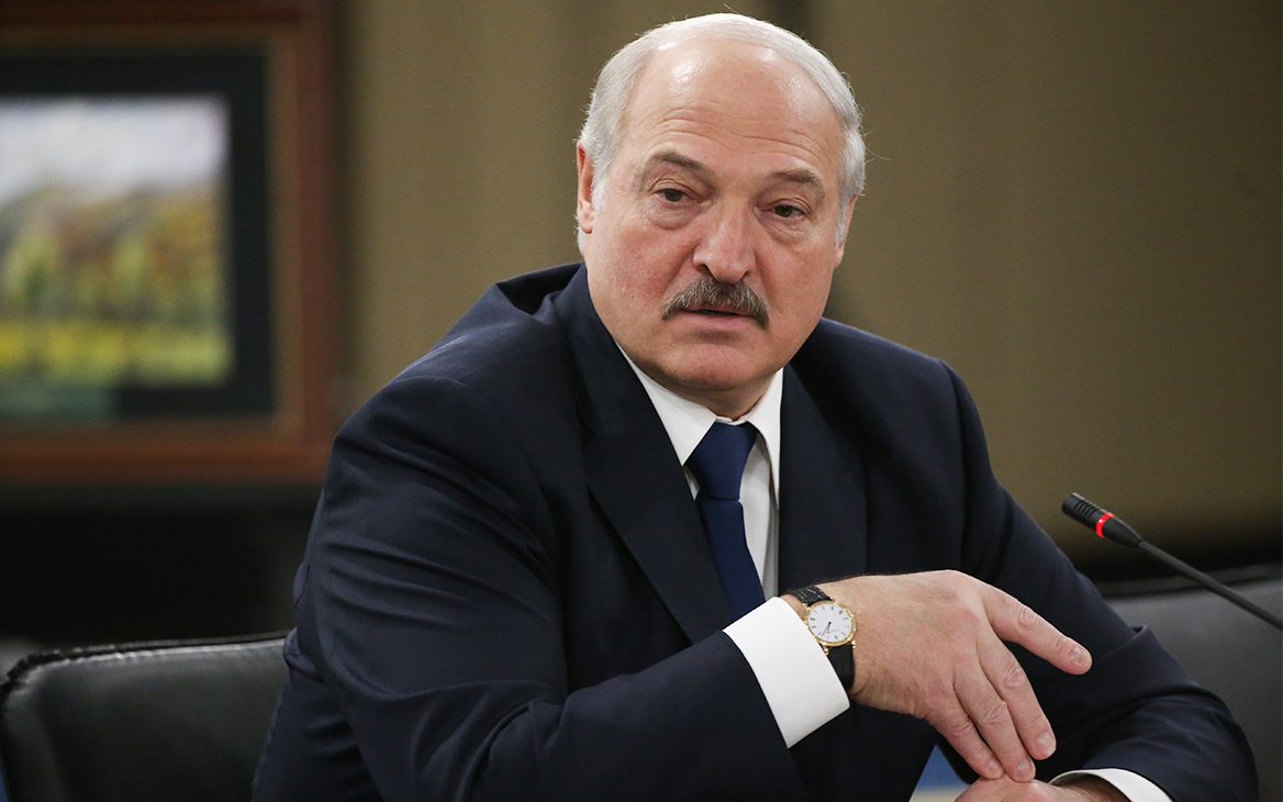 Лукашенко выразил сожаление в связи с отставкой Назарбаева