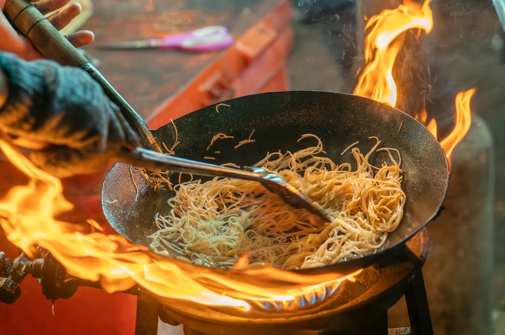 <p>В Камергерском переулке пройдет ярмарка еды, где можно попробовать национальные китайские блюда</p>