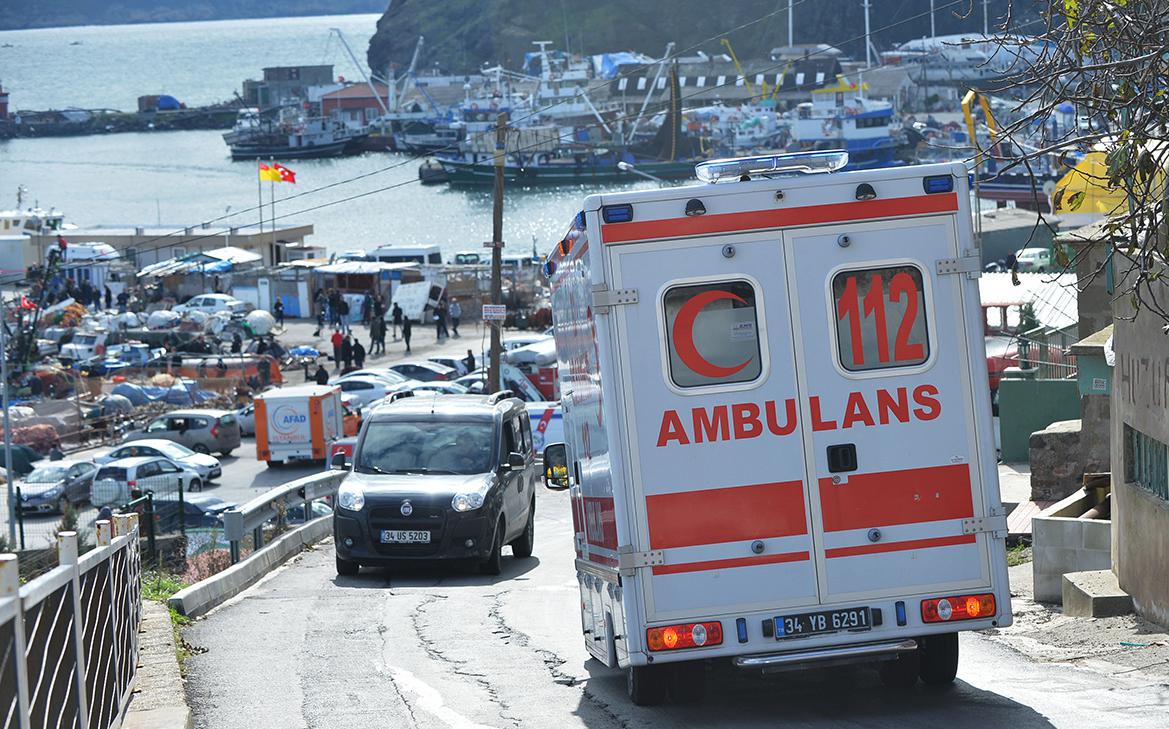 Россиянин погиб от отравления на танкере у берегов Стамбула