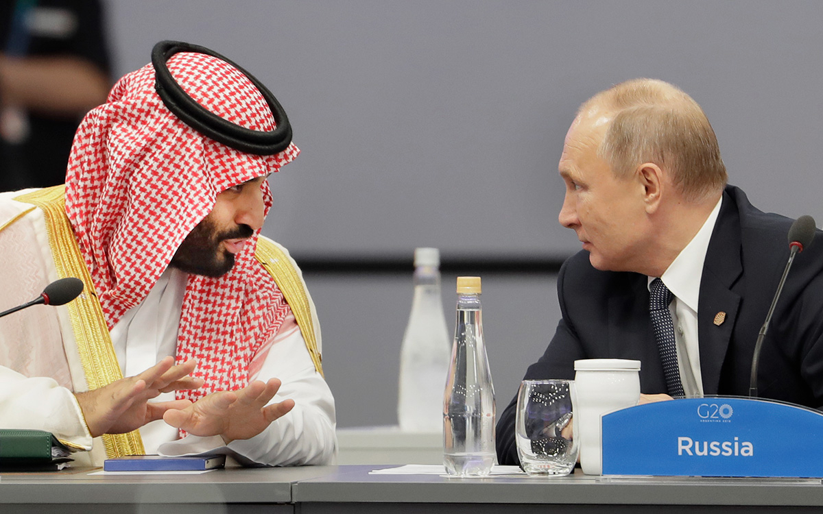 Путин обсудил с наследным принцем Саудовской Аравии нефть и вакцины