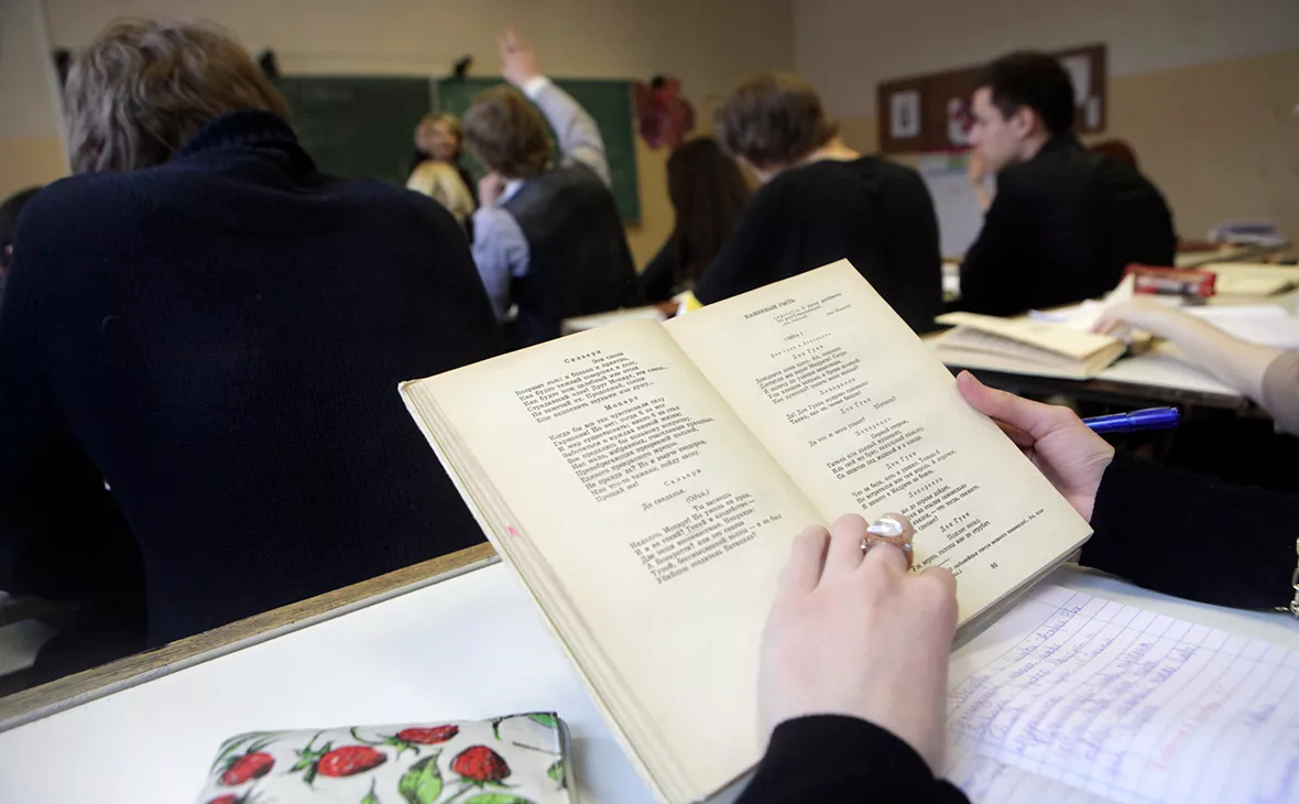 Ints Kalnins / Reuters