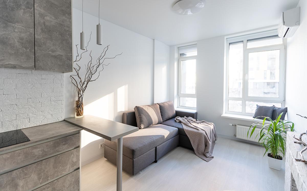 Цены аренды жилья снизились за год почти во всех мегаполисах России