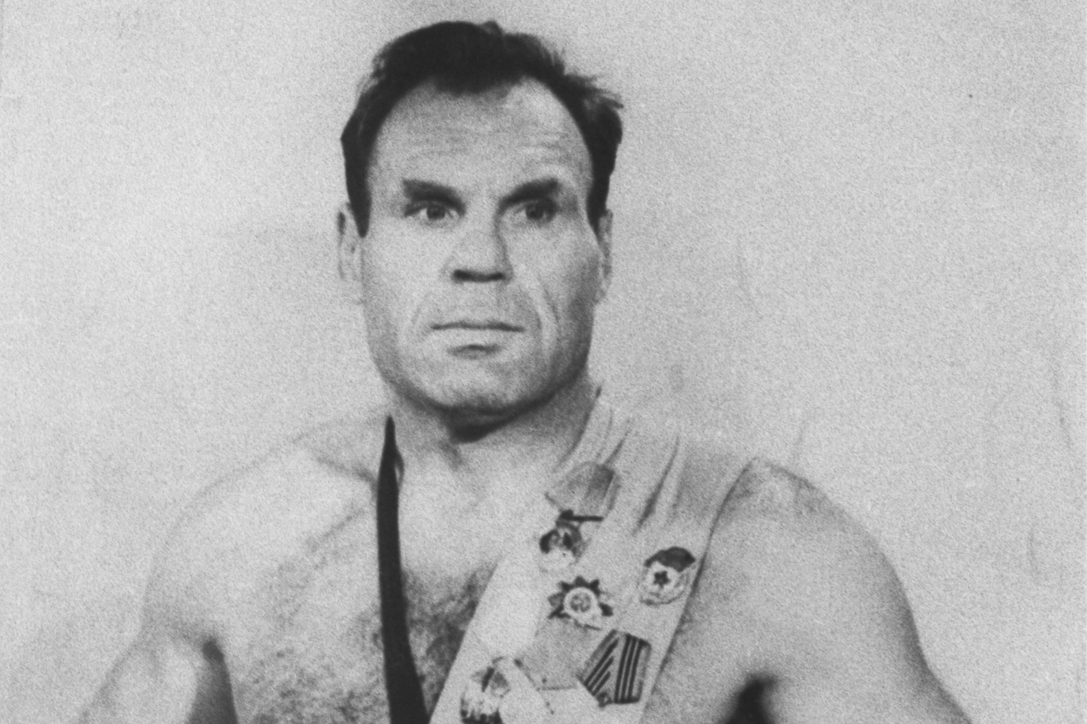Борец классического стиля, чемпион XVI летних Олимпийских игр, заслуженный тренер СССР Анатолий Иванович Парфенов
